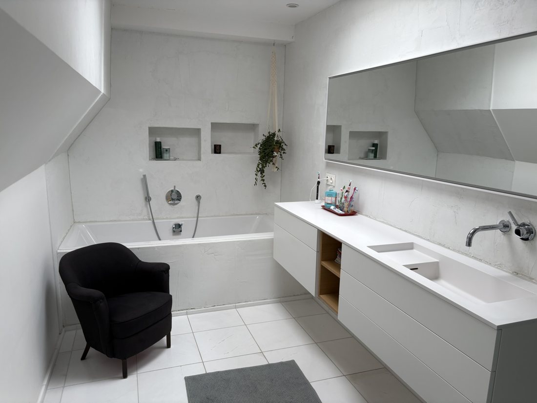 Badkamer met bad